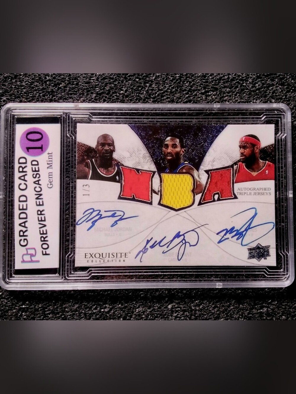 Michael Jordan, Kobe Bryant, Lebron James 3x Autograph Basketball Card